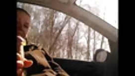 Zrela brineta dobiva ...