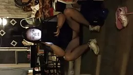 Rezanje domaćih mom  ...