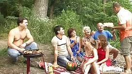 Plavuša sisa kurac i ...