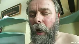 Kul tip u slobodno v ...