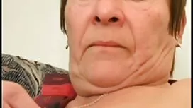 Prsata moja djevojka ...